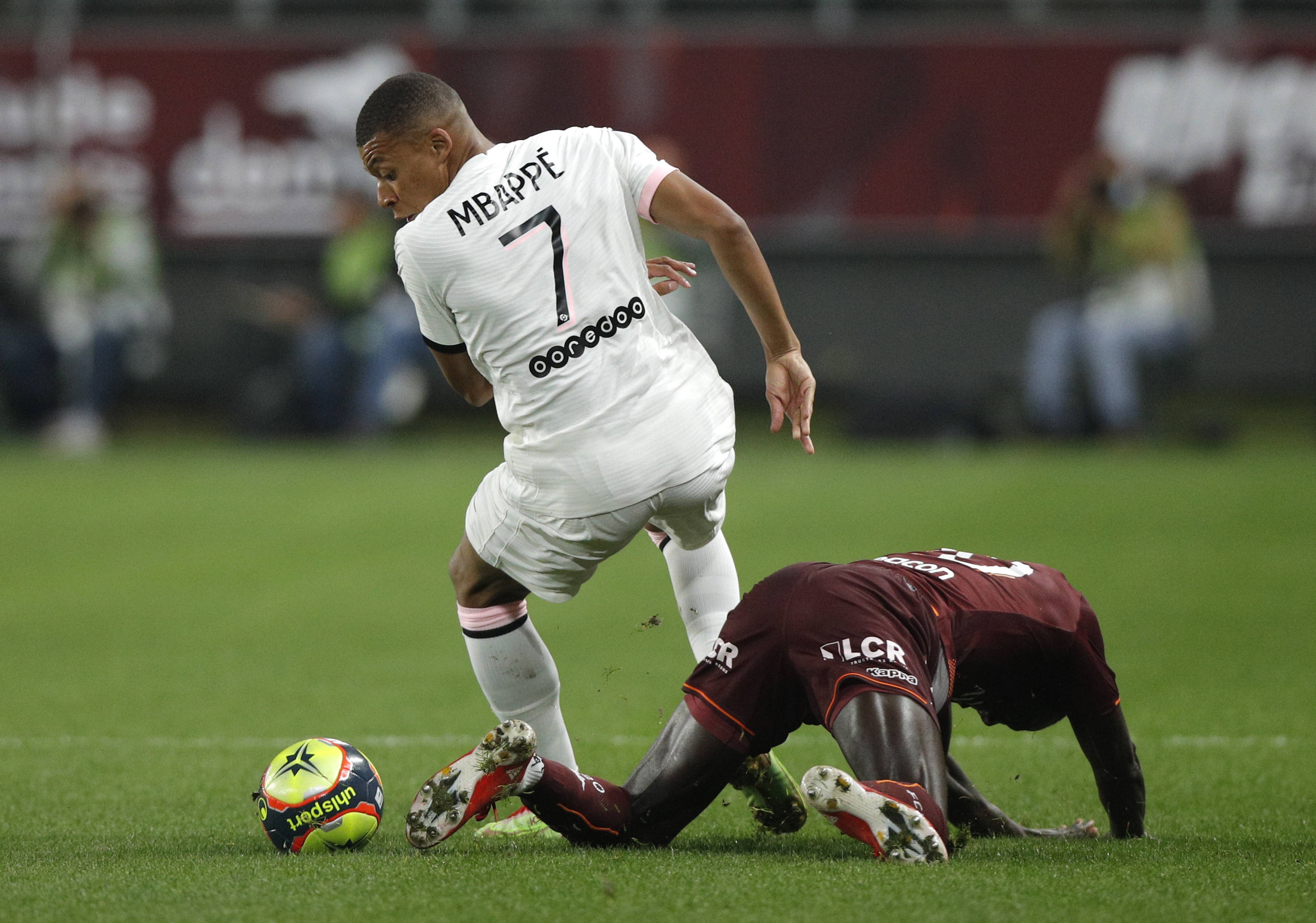 南宫娱乐-梅斯对阵巴黎圣日耳曼，实力悬殊