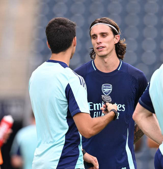 南宫娱乐-阿森纳正式面临比赛新挑战，备战欧国联