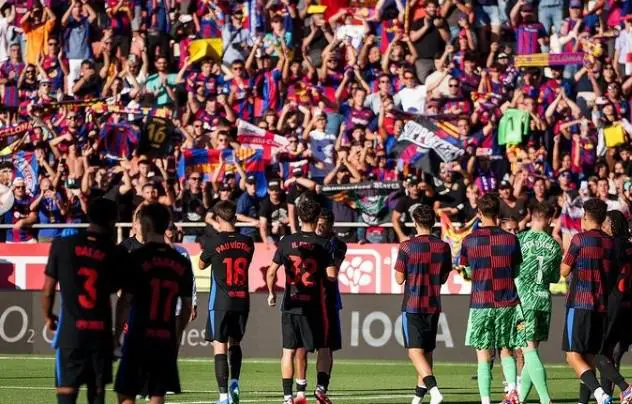 南宫娱乐-赫罗纳主场遭遇挑战，战袍浮沉需秉持团队努力